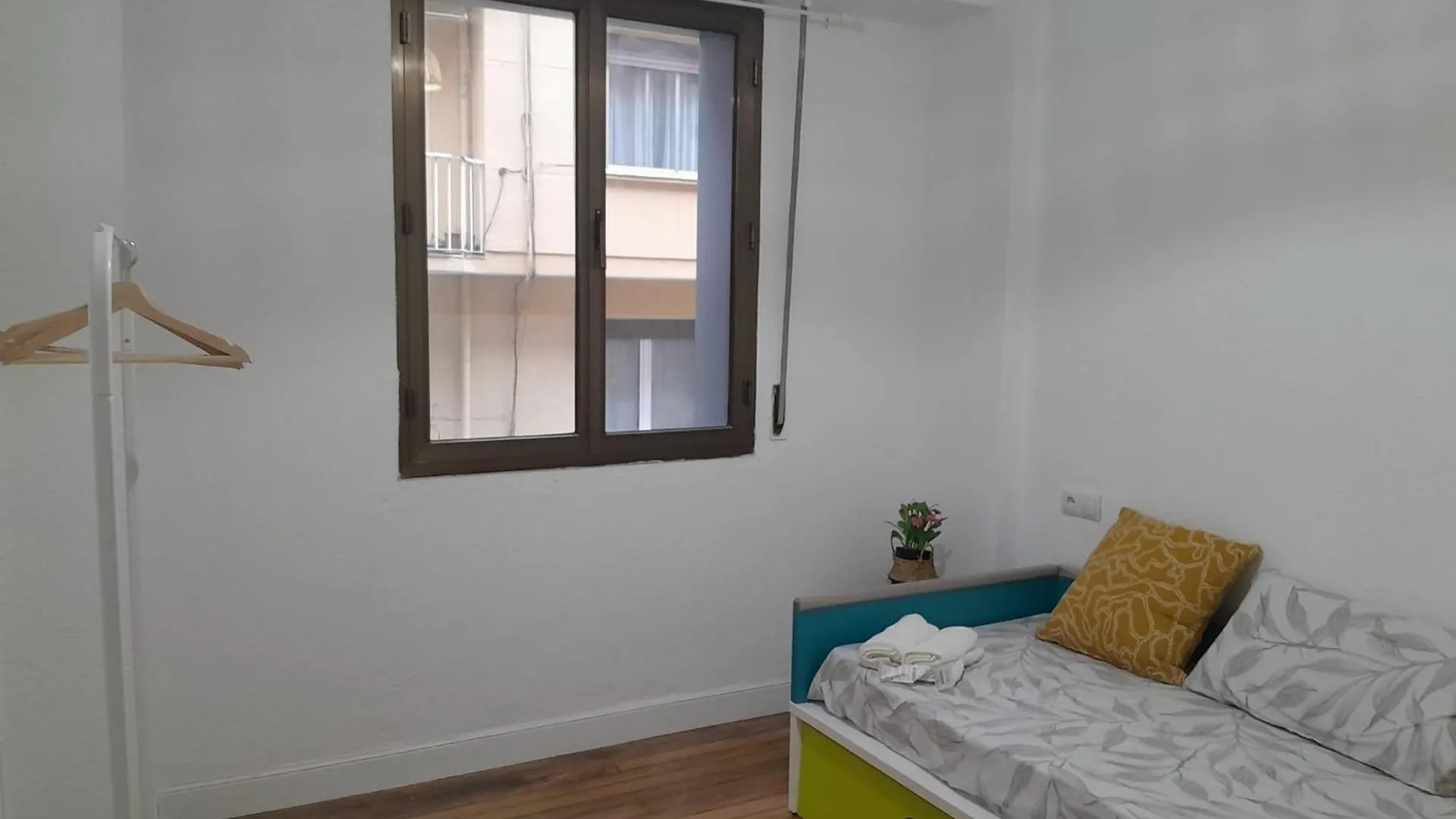Piso Centrico En Bilbao Daire 0*,